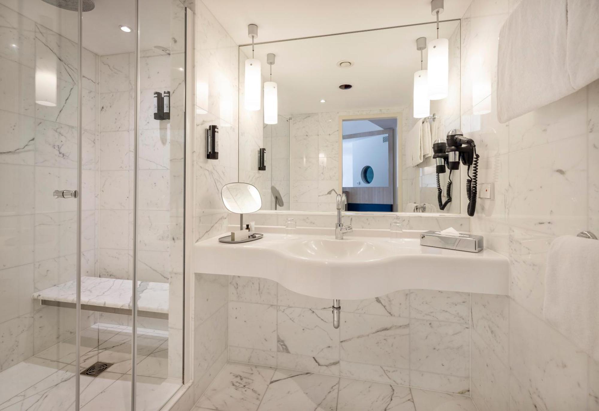 Arcotel Onyx 4* Hamburg